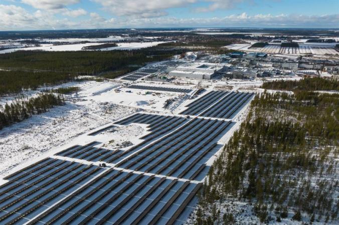 Aurinkopuiston laajennusosa lähes tuplaa Atrian aurinkosähkön tuotannon