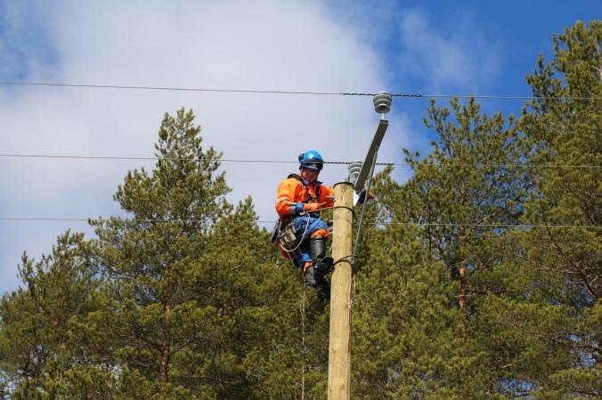 Loiste Sähköverkko investoi toimitusvarmuuteen; sähkön siirtohinnat nousussa