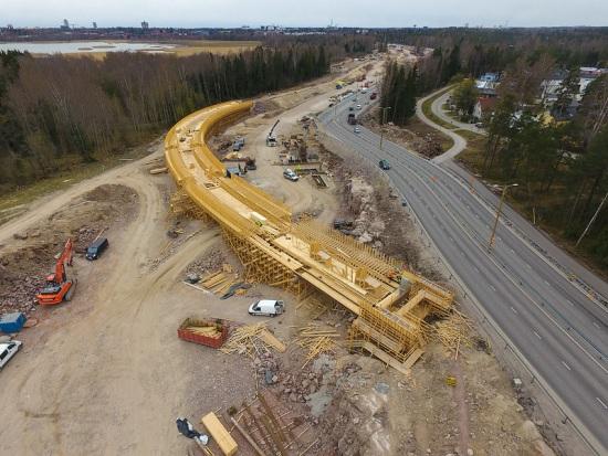 VÄYLÄ: Hallitus satsaa isosti liikenneväyliin, rakentamishankkeet käyntiin nopeasti